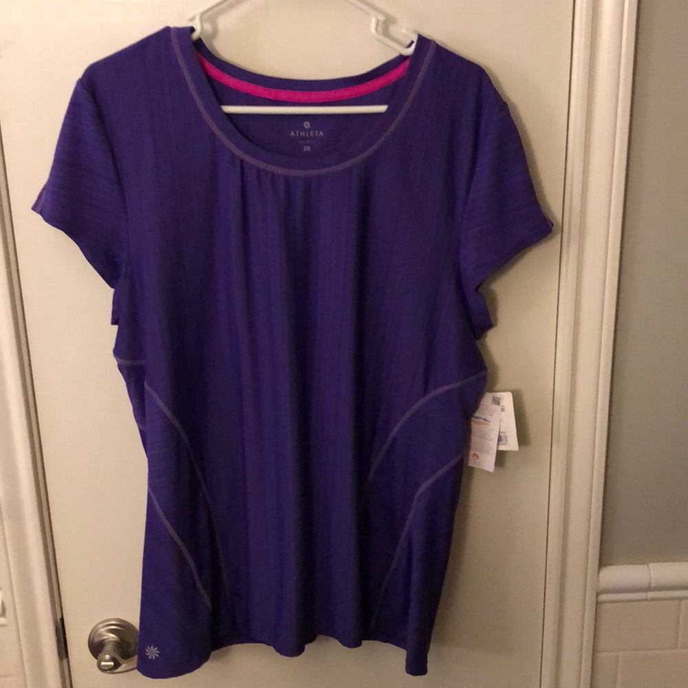 Athleta Run on Tee